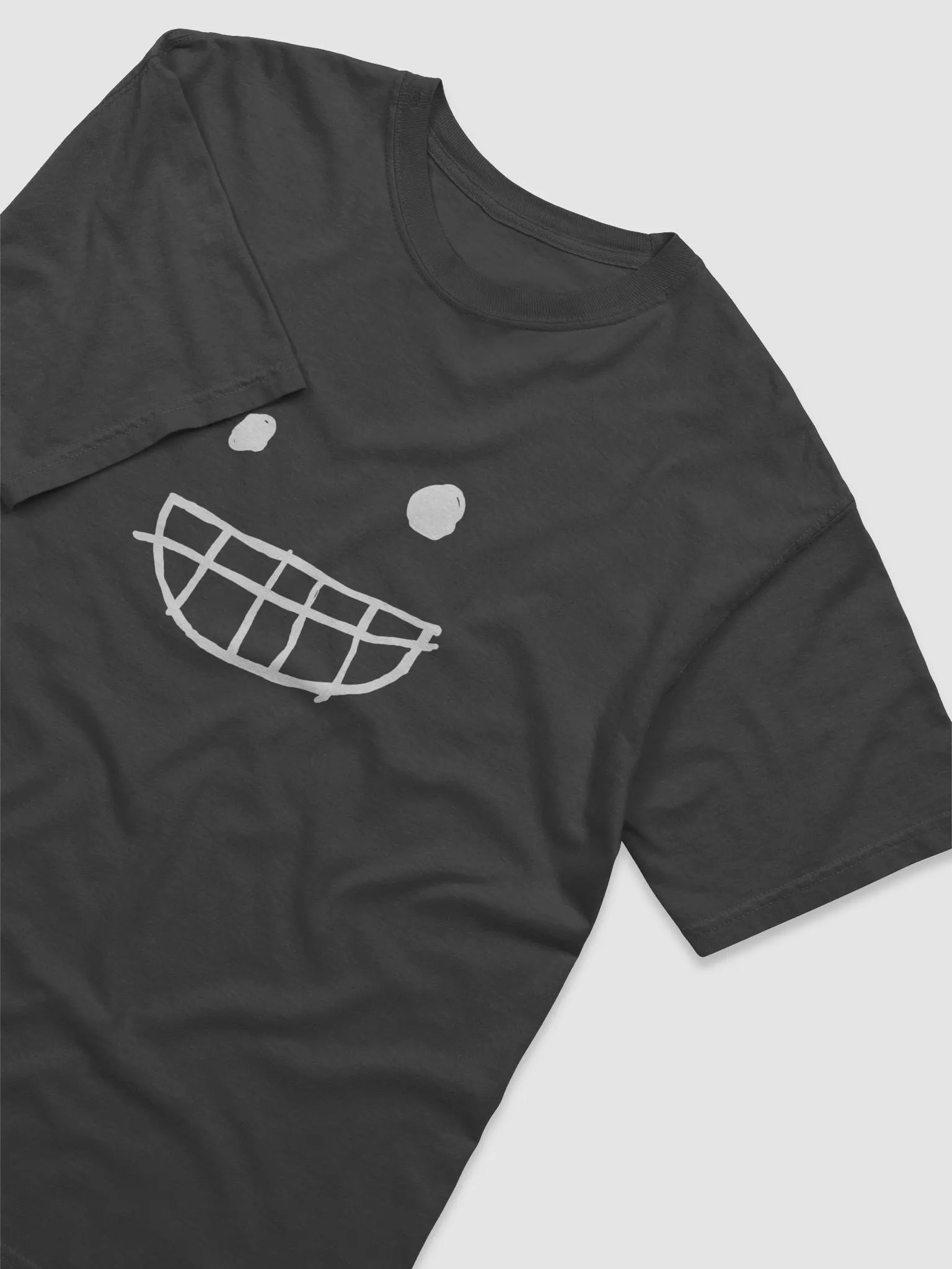 SMILE Tee product image (3)