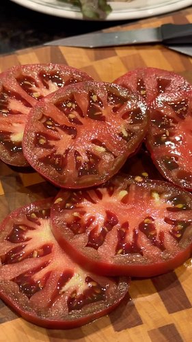 Rich because I’ve been eating these insanely juicy Cherokee purple tomatoes from my garden all summer. 😍 

This is extra spec...
