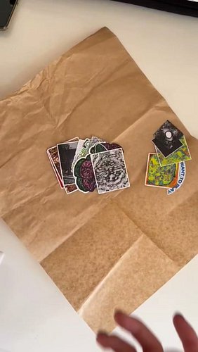 stickerlarımla tanışalım(asmr'ımsı)✋ favını yorum atanlara siparişinde fazla gönderiyomuşum🤨💌

(canm arkadaşıma content creat...