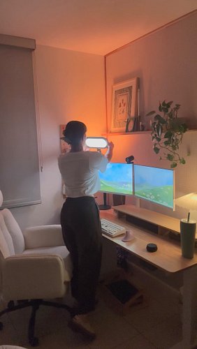 Genuinely one of the coolest lights i’ve ever owned 💕 thank you @litones.lighting ✨

H04 combines focused task lighting and a...