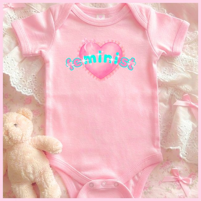 Little Feminist🎀
