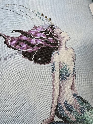 Lilith of Labrador is ready for beadwork and today’s stream I got started on it. I don’t have a framing plan yet, but I have ...