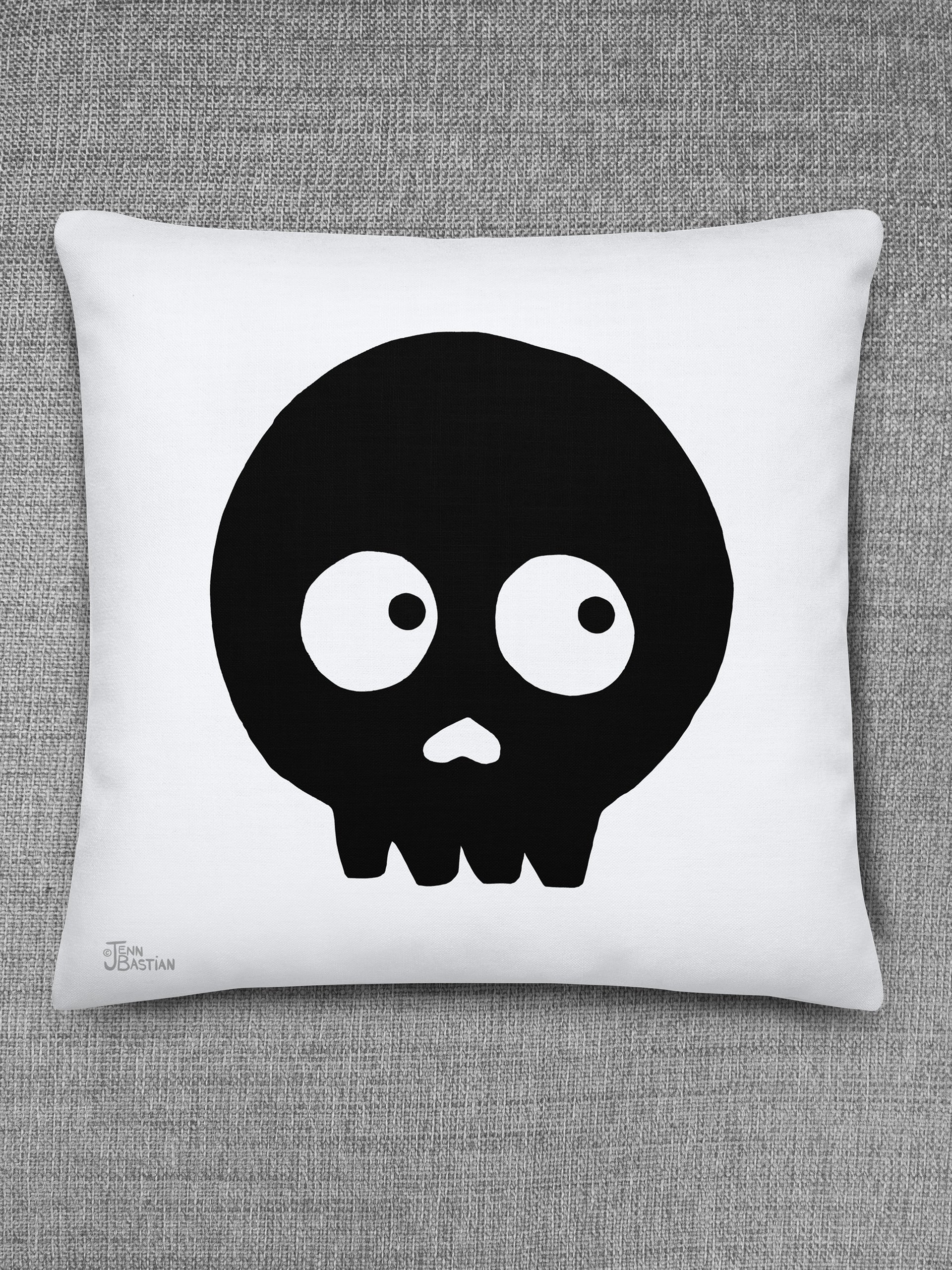 THROW PILLOW - DOUBLE-SIDED SKULL 02 product image (2)