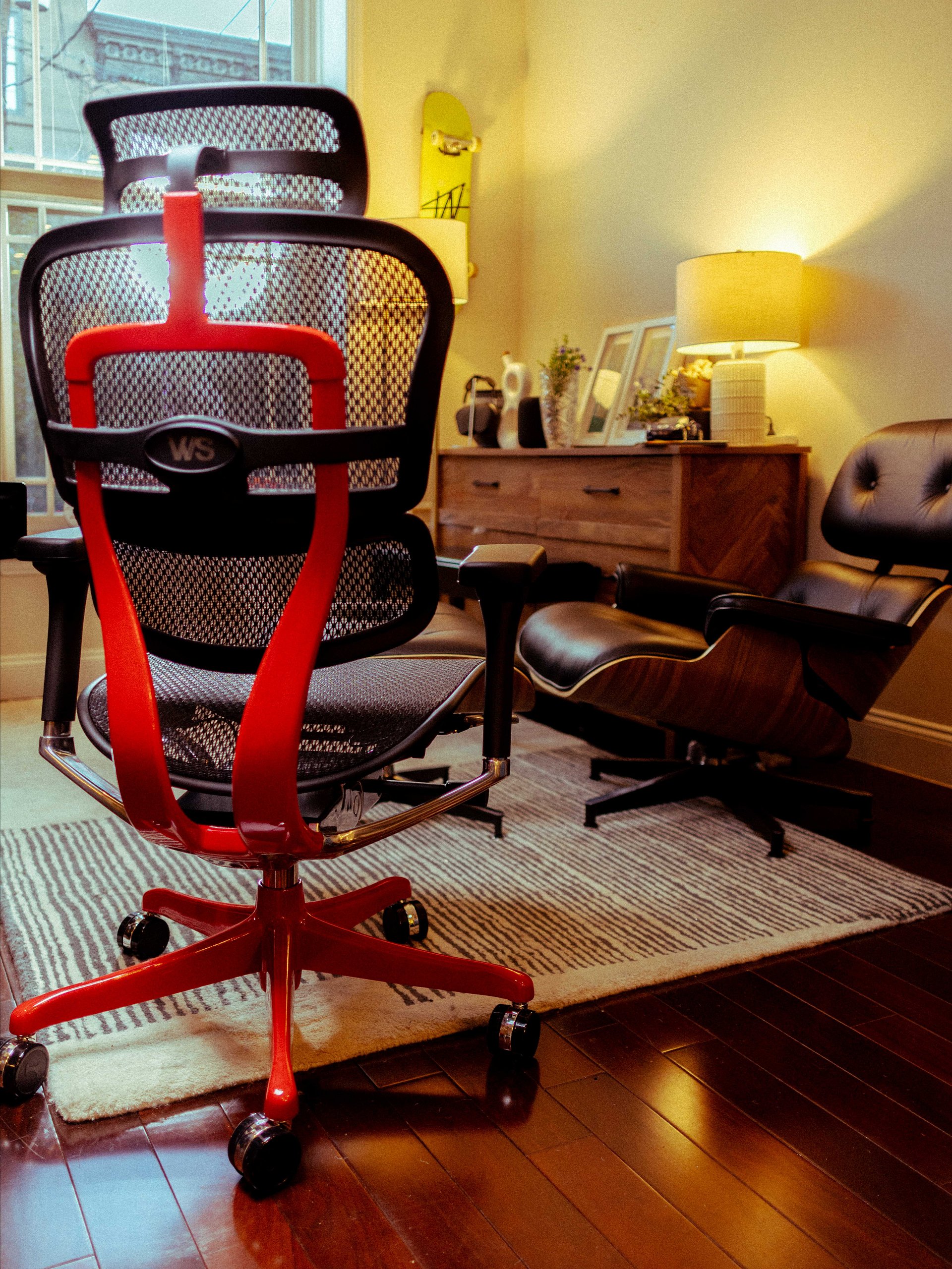 Ferrari Scuderia Red product image (1)