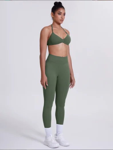 ESSENTIALS SET HALTER TOP + LEGGINGS product image (11)