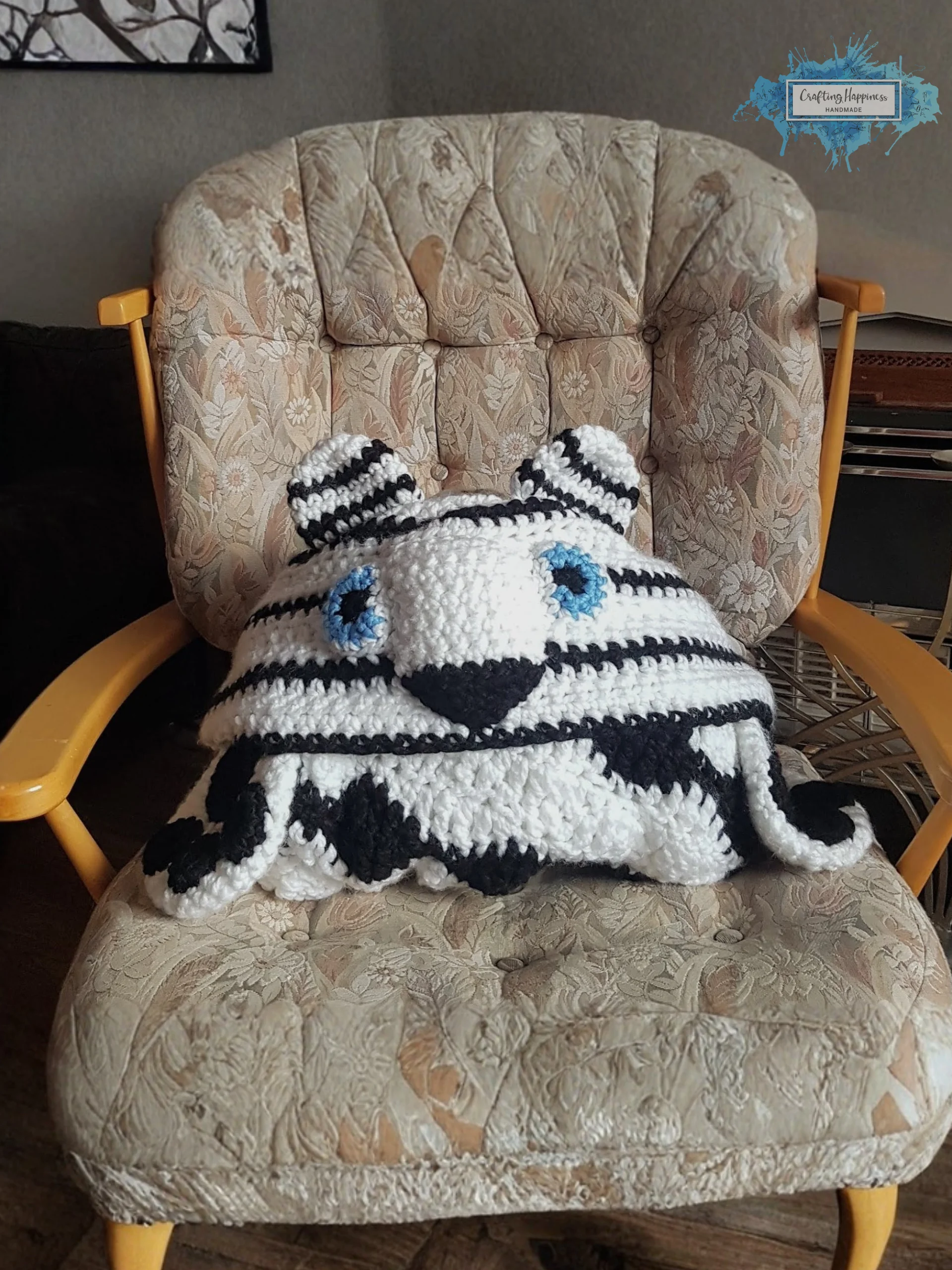 Snow Tiger Hooded Blanket Crochet Pattern | Adult & Child Sizes (PDF) product image (2)