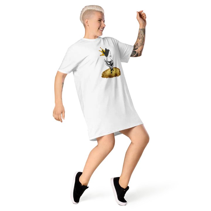 King Jeremy goat - Tee-shirt dress product image (1)