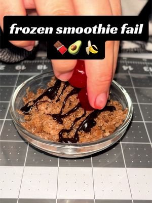why did this gross me out so much? okay, so don’t freeze leftover smoothies with almond milk. At least it tasted good 👍🏻  #chocolateice #frozenbanana #frozenavocado 