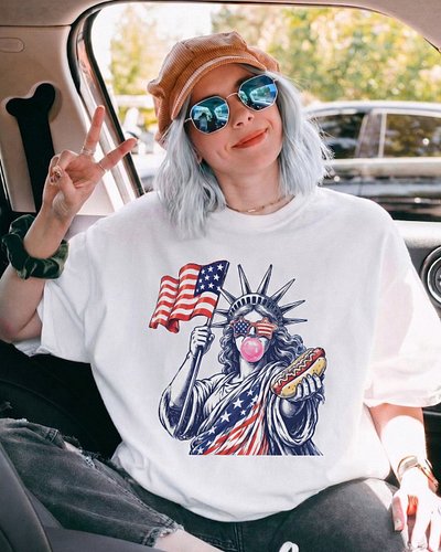 Lady Liberty just wants to chew bubblegum and eat hot dogs in peace. 🗽🌭

If your wardrobe needs a heavy dose of pop-art chaos...
