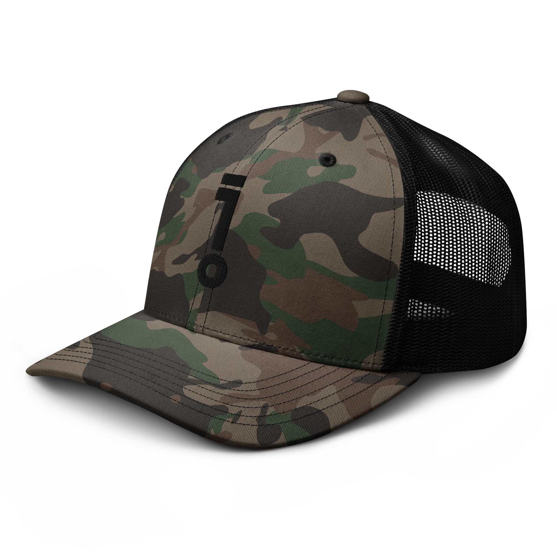quay icon camo hat product image (2)