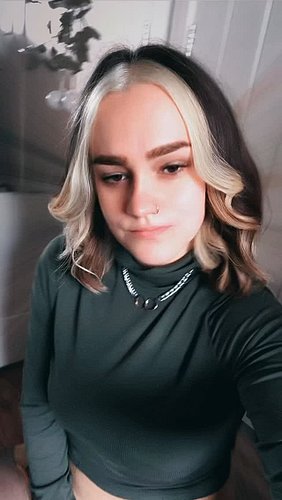 new hair, same brain rot 🦎