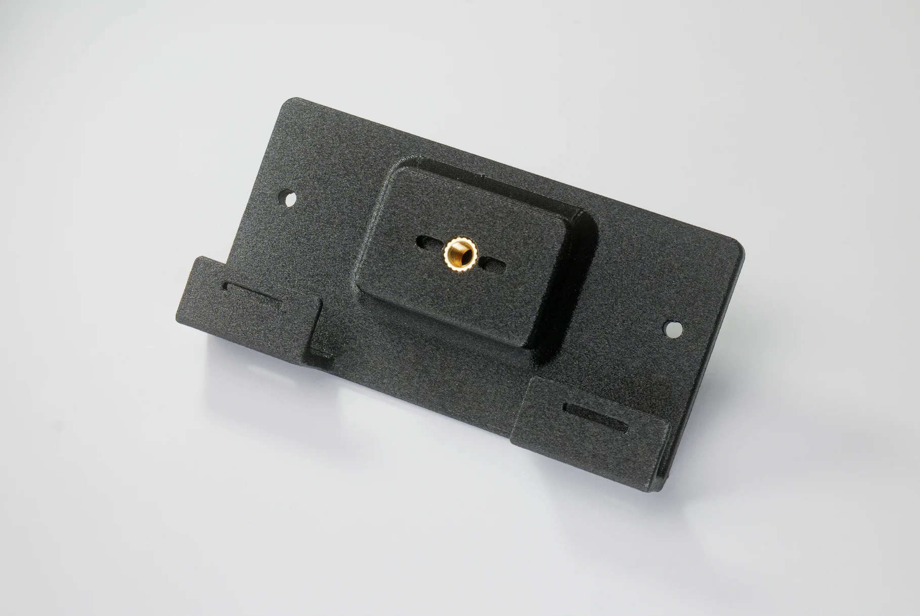 VESA 100mm to 1/4"-20 Adapter (2-screw) product image (3)