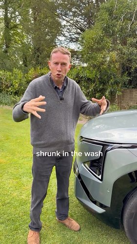 Kia SHRUNK their new EV5?! 💥💥

#kia #car #carreview #kiaev5 #cartok