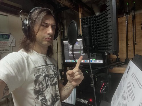 Who gave the drummer a microphone? 
😜

Giving the new studio space a test drive. It’s slowly coming together. 

#Drummer #Liv...
