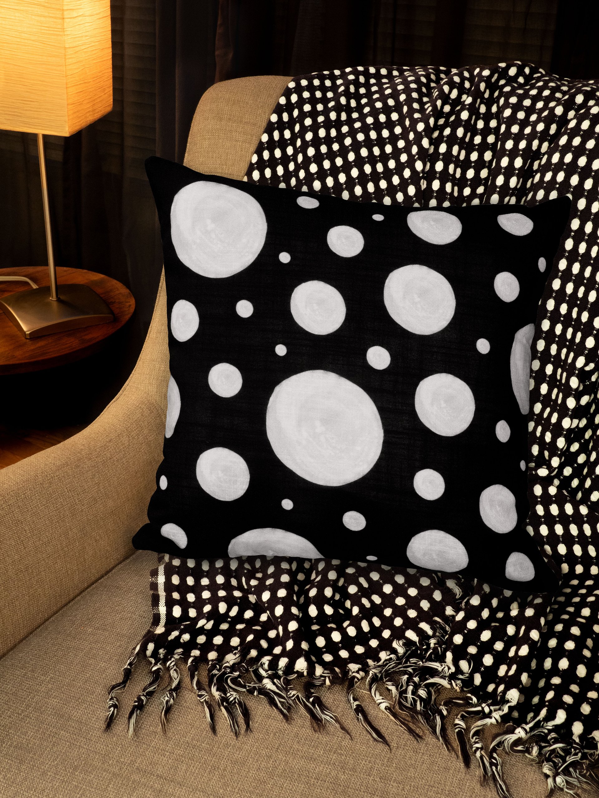 THROW PILLOW - DOUBLE-SIDED OWL & DOTS product image (5)