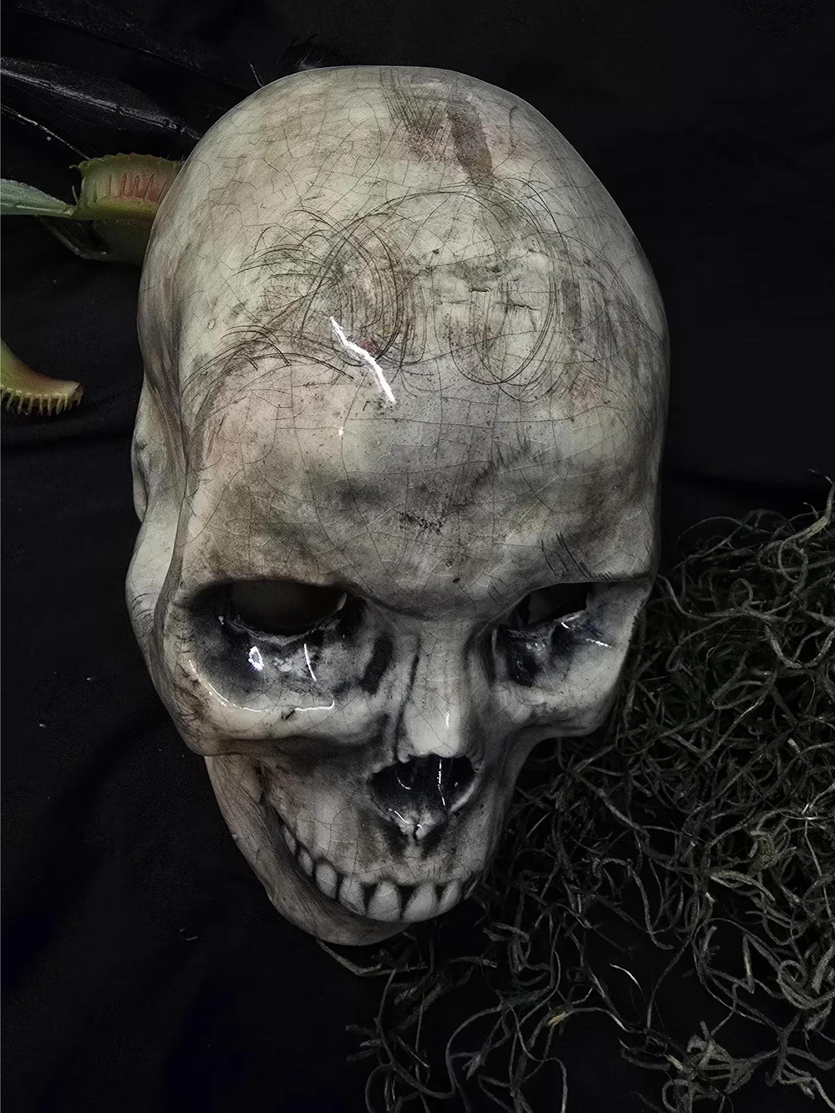 Creepy Skull Lamp product image (10)