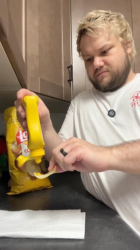The Resemblance Is Uncanny #saltandvinegar #foodcombo