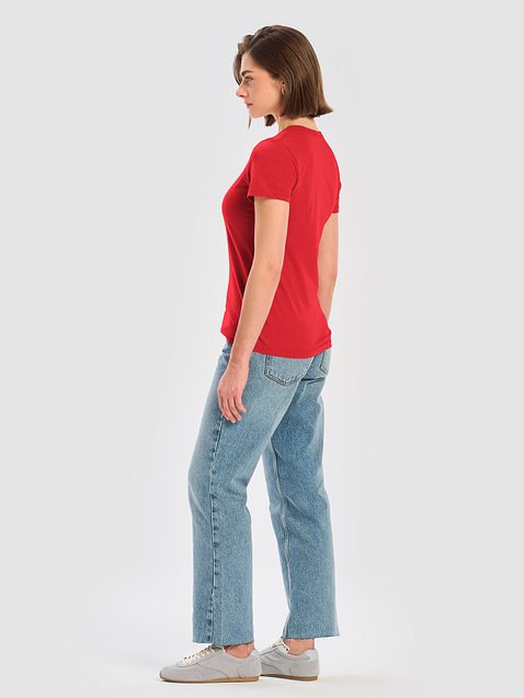 Photo showing Gildan Women's Basic Softstyle T-Shirt