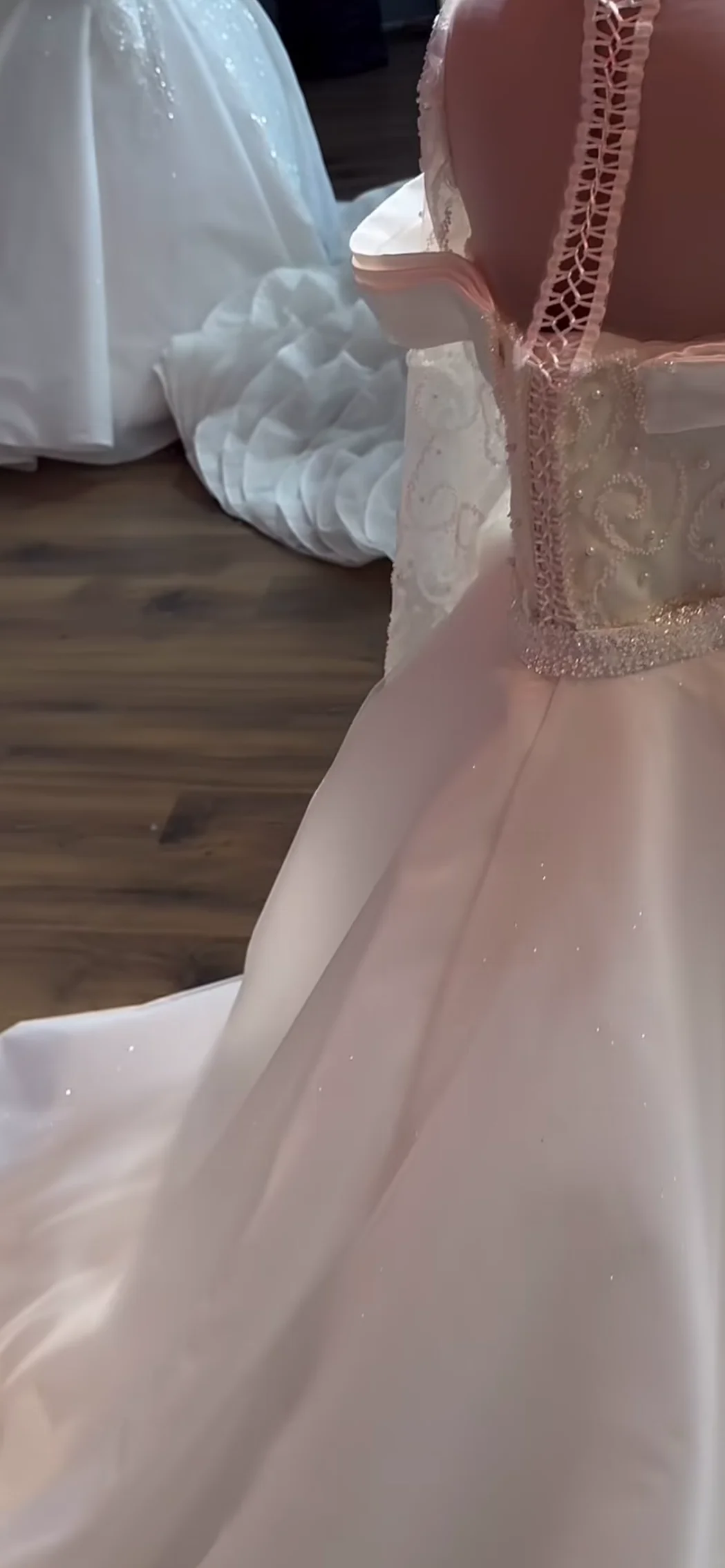 Wedding dress product image (4)
