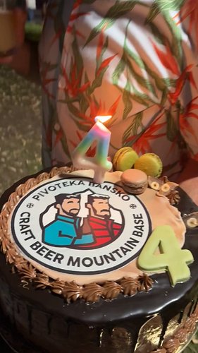 You know you’re living a community life when people gather around to celebrate the birthday of a bar 🍺 
🎂 happy 4th birthday ...