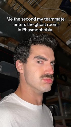 I can’t control myself #gaming #funny #flaskn #phasmophobia #horror