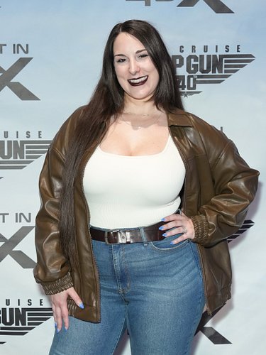 Life is so stinkin’ cool sometimes ☺️

Feeling so blessed that I got the chance to attend @topgunmovie last week in @4dxusa ❤...