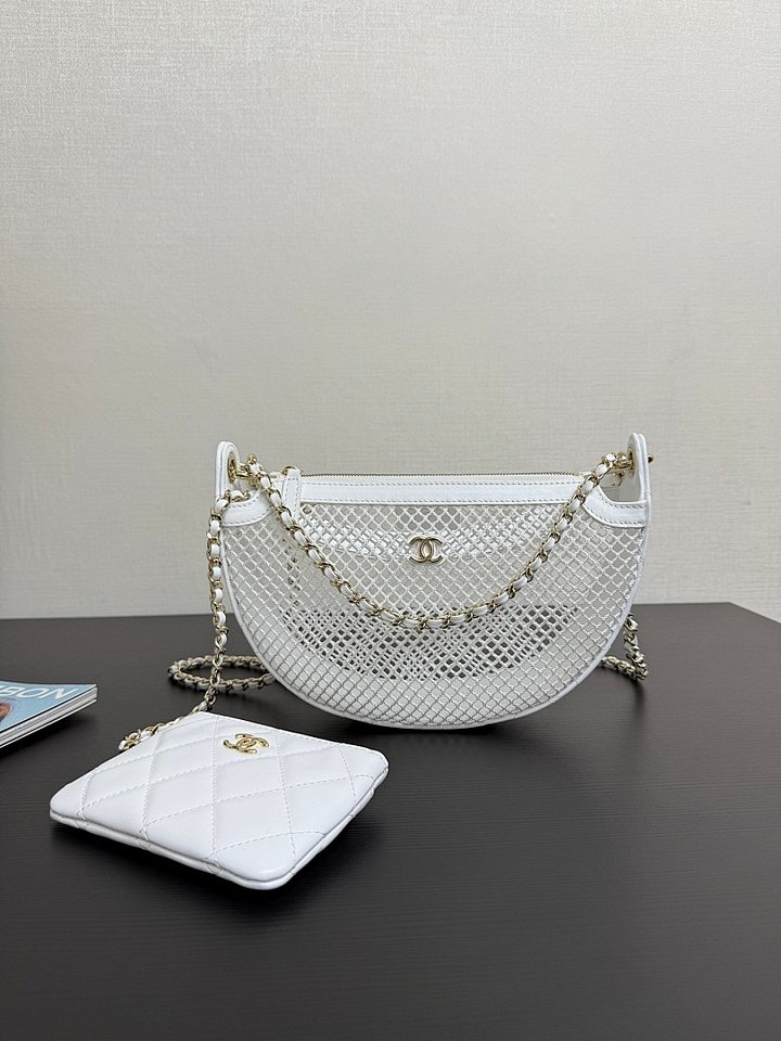 Pre-Owned Like New Chanel Bag product image (1)