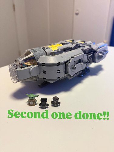 Second one done! @lego #starwars #themanodlorianandgrogu #fyp #foryourpage #starwarslego