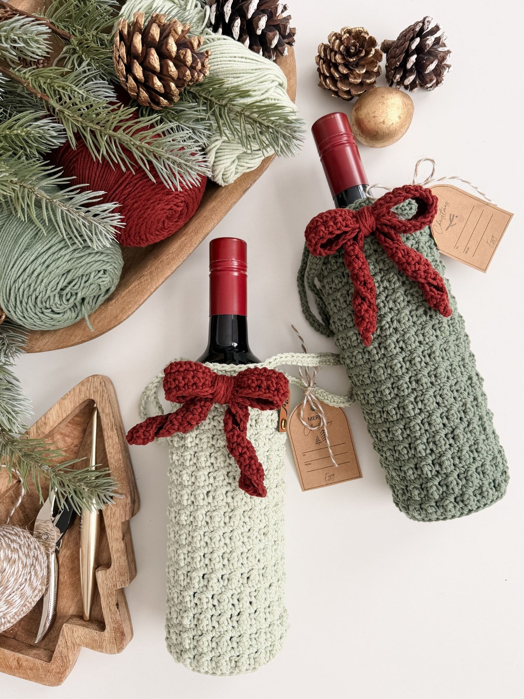 Winterberry Wine Bottle Cozy Crochet Pattern product image (5)