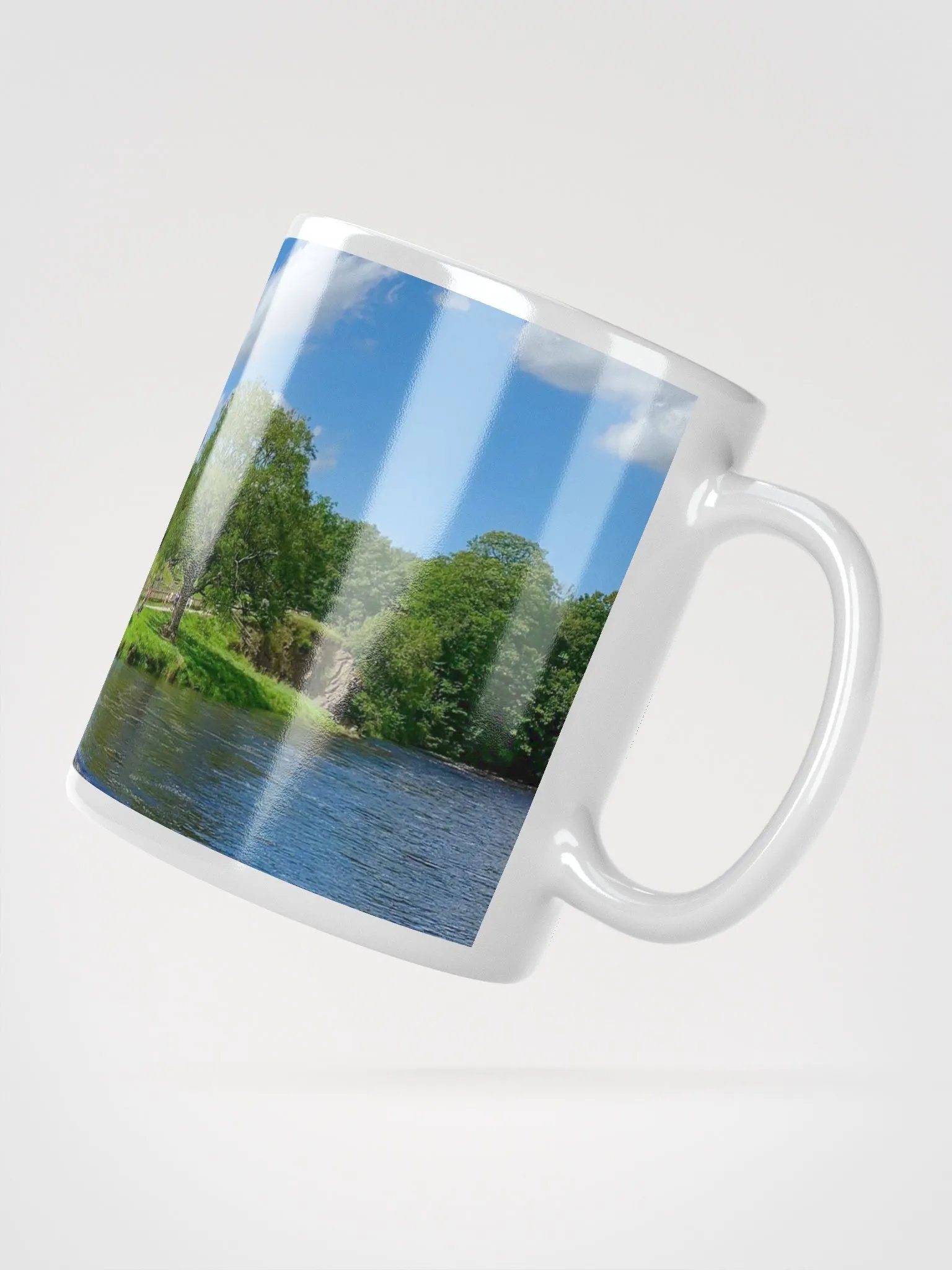 007 Explore TV Bolton Abbey Mug product image (6)