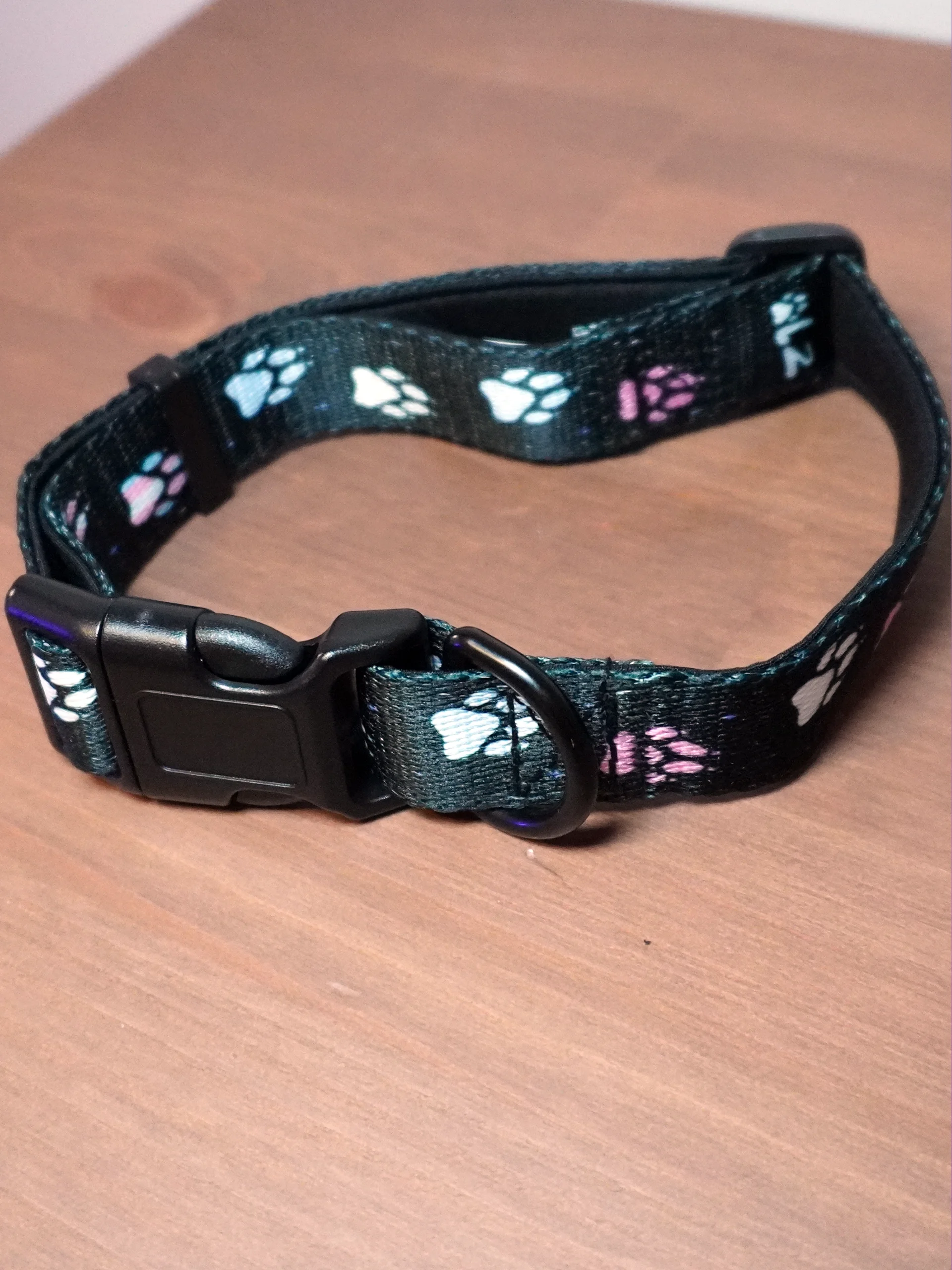 LZ Trans Wolf Paw Collar - Black product image (2)