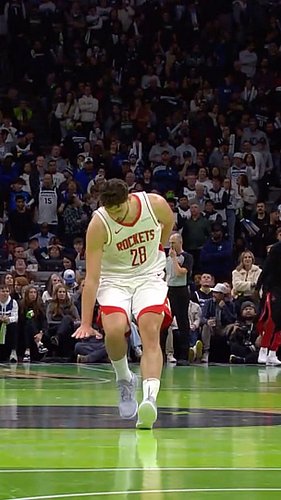 Alperen Sengun just TOO SMALL’D Rudy Gobert and I am in tears 😭 

#nba #basketball #sports #foryou