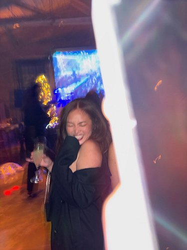 2025 was truly a year.
I started it strong. Traveling out of the country, creating fun content, and feeling inspired. Came a ...