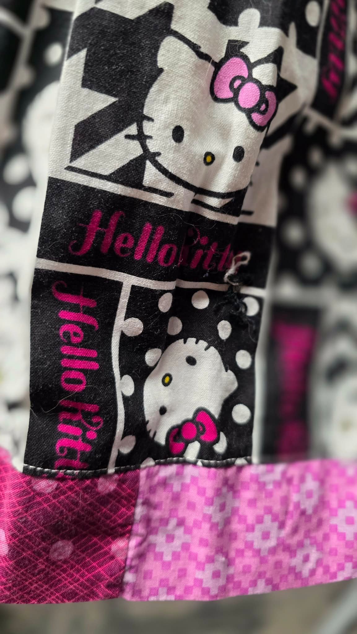KPEA - Size 8 - GENTLY USED - Hello Kitty product image (5)