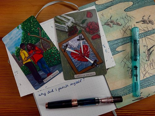 Well dang! I gotta go. Apparently, I gotta pour my heart out into my journal! #truthteller #modernlovetarot #tarotjournal