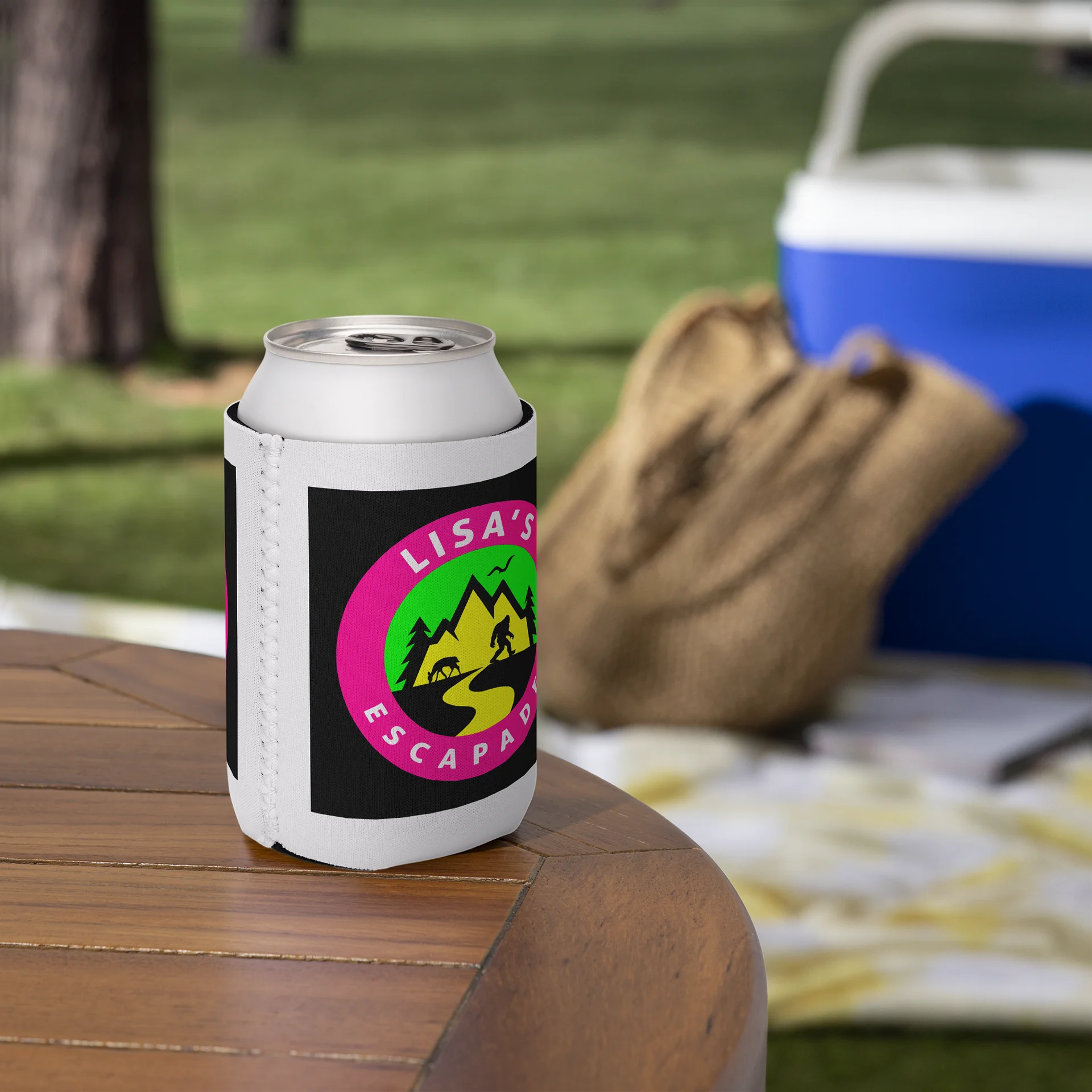 Lisa’s Escapades Logo Adventure Can Cooler product image (5)