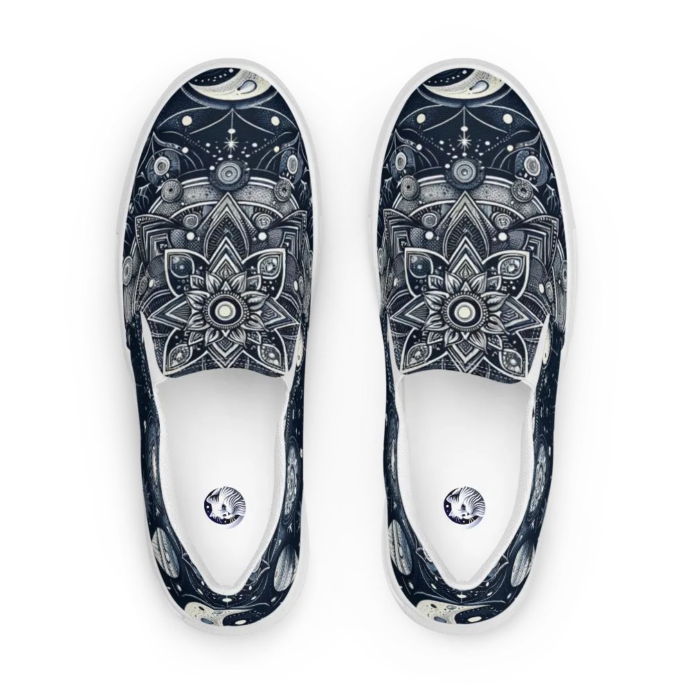 Men's Slip-On Canvas Shoes product image (2)