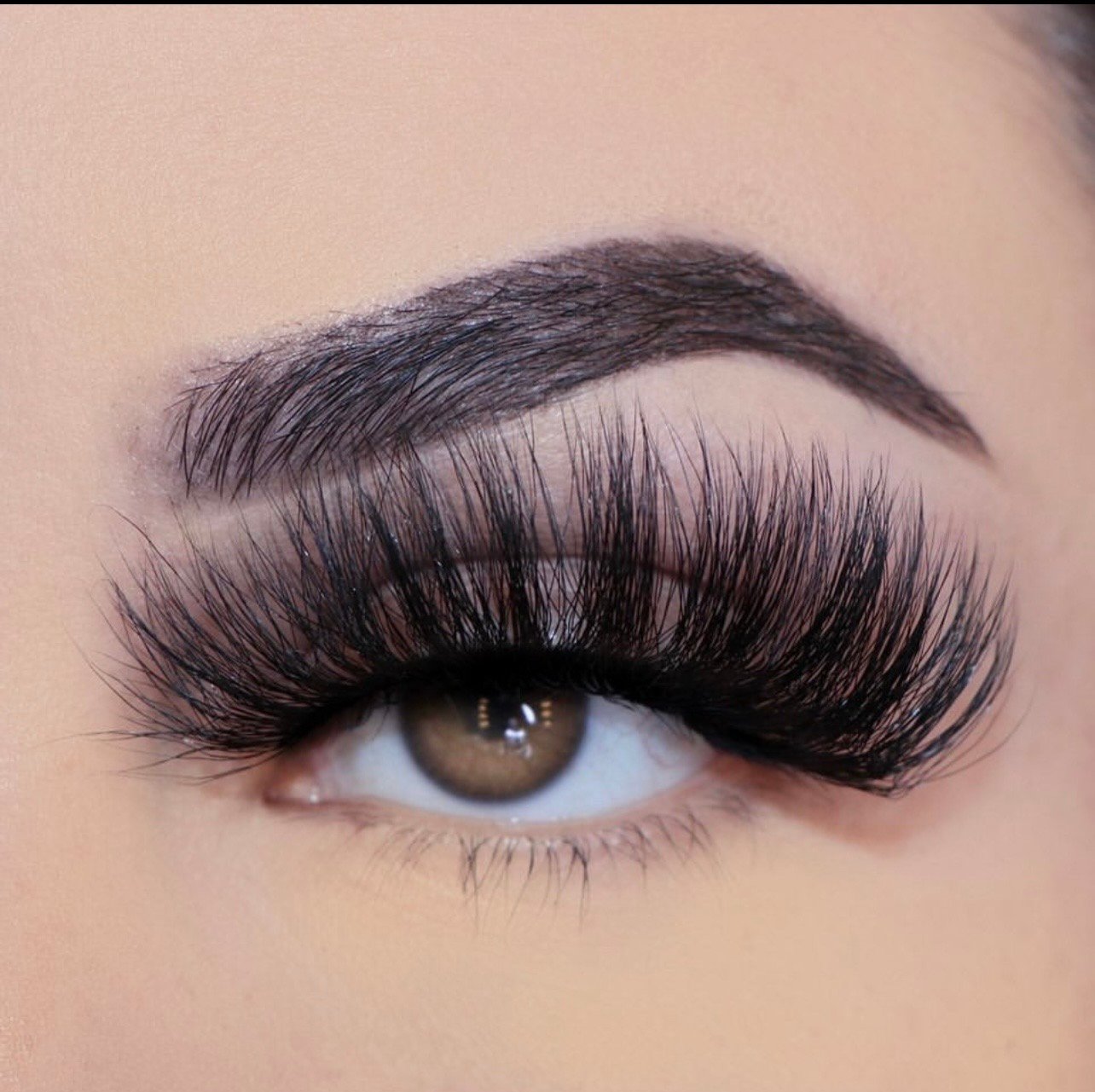 Bossy Lashes product image (1)
