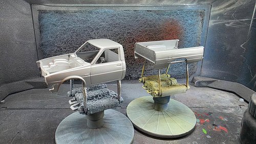 Body color is on the AMT Dodge Ram D-50 
Along with 2K clear coat even though you can't really see it because it's silver but...