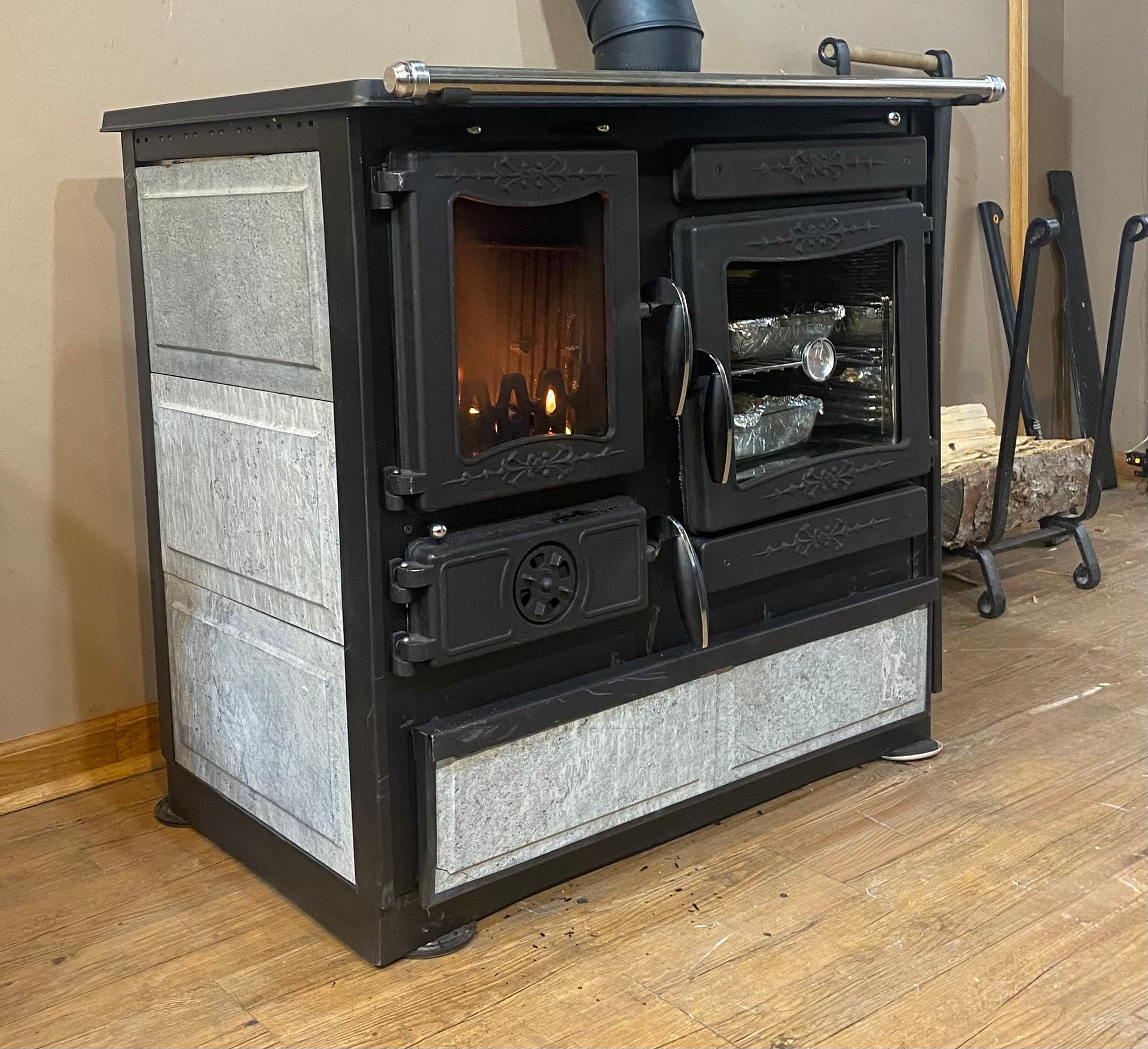 Guliver Wood Burning Cook Stove by Guca Soapstone Left Hand Flue product image (1)