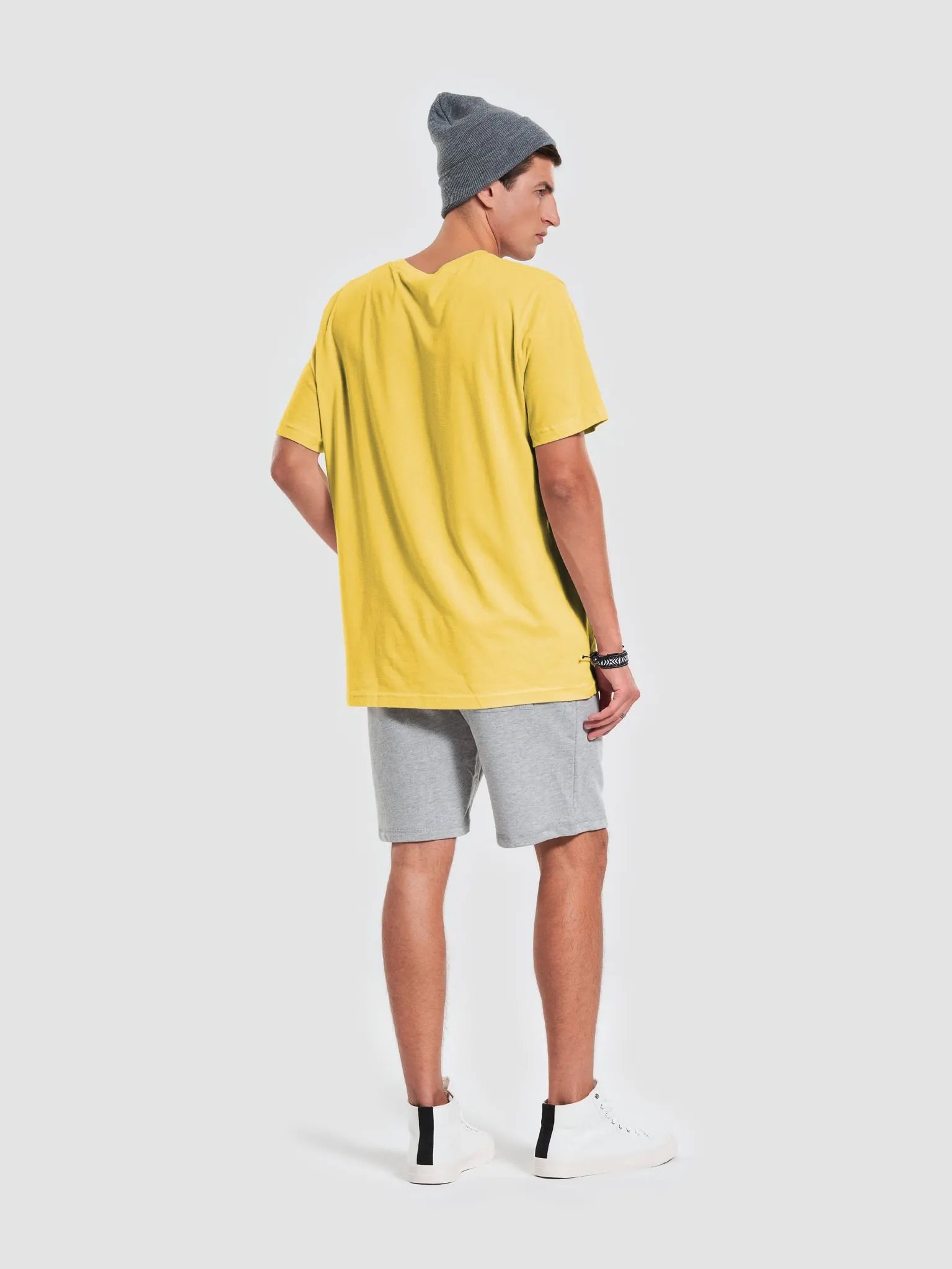 This is a listening table shirt product image (7)