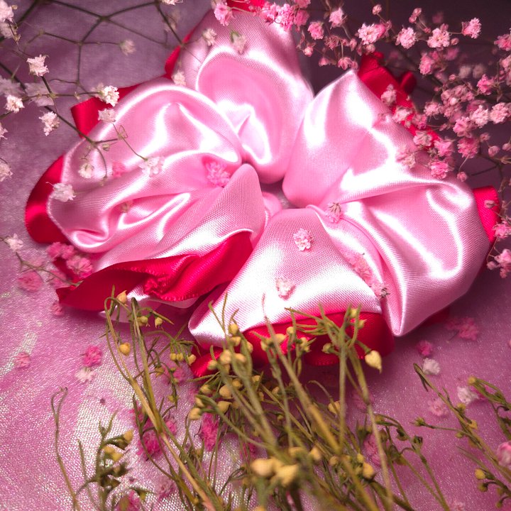 Roselight Scrunchie product image (2)