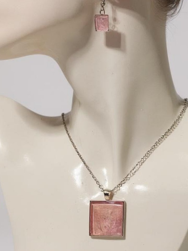 Petal Echo pink square glass cabochon pendant & earrings product image (1)