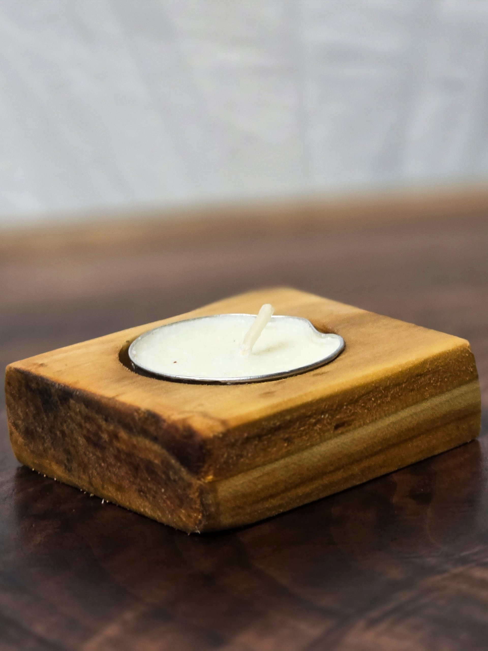 4 Poplar Fireflies (Candle Holders) product image (9)