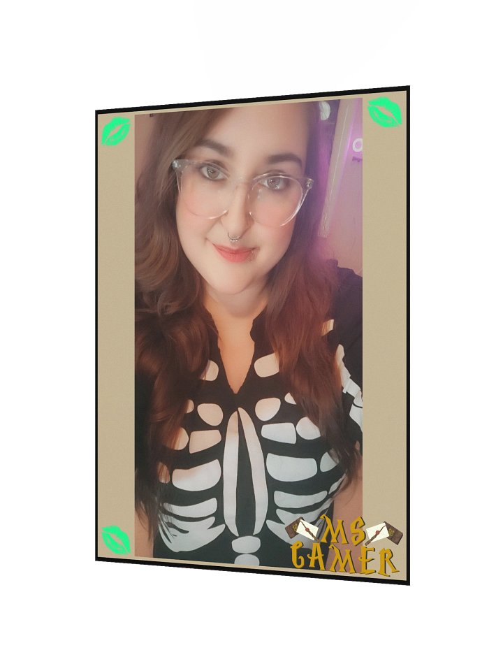 Ms Gamer - Skele Selfie Poster product image (4)