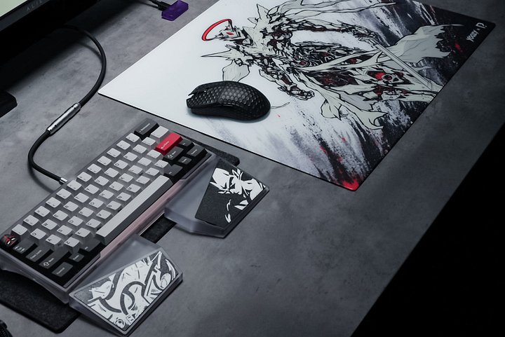 Custom Inserts-Luminkey Split Palm Rest product image (1)