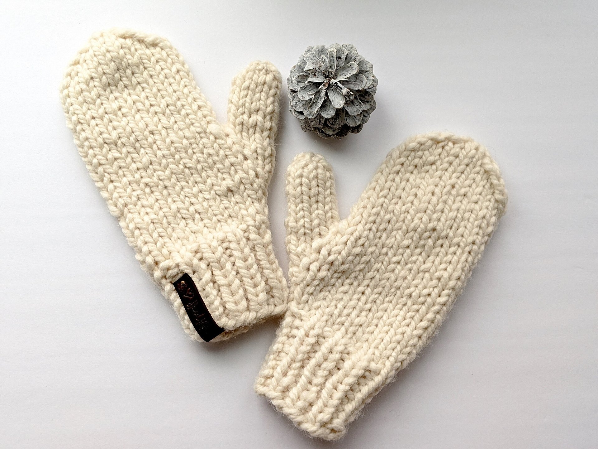 Bulky Knit Mittens Pattern Family Set product image (7)