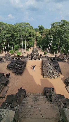 Angkor Wat From the Edge 😱 Views Most Tourists Never See 🇰🇭

High above Angkor Wat, the views are incredible... but one look ...