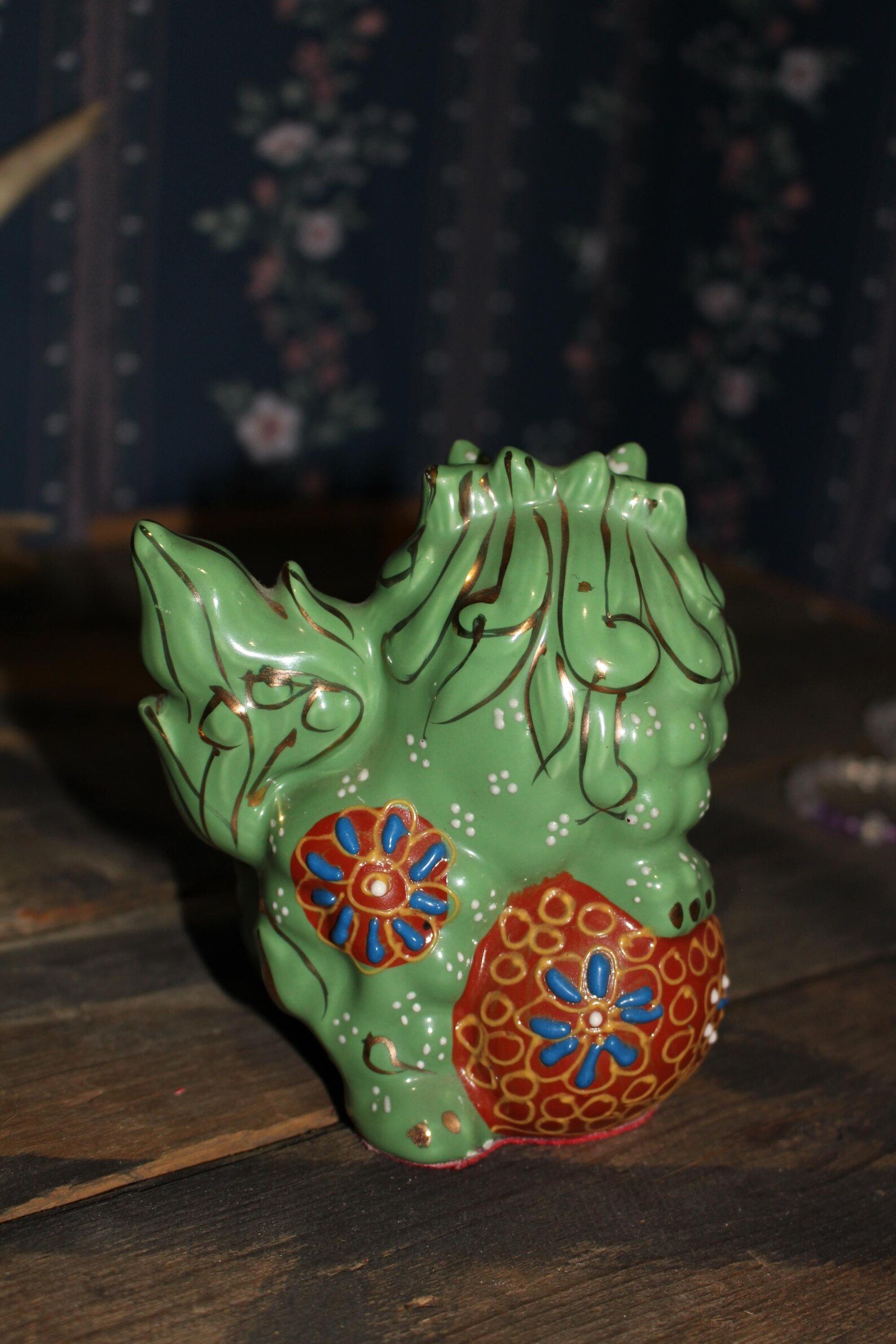 Artifact No.43 - Japanese Kutani Porcelain Shishi Guardian Lions/Dogs (might be haunted) product image (3)