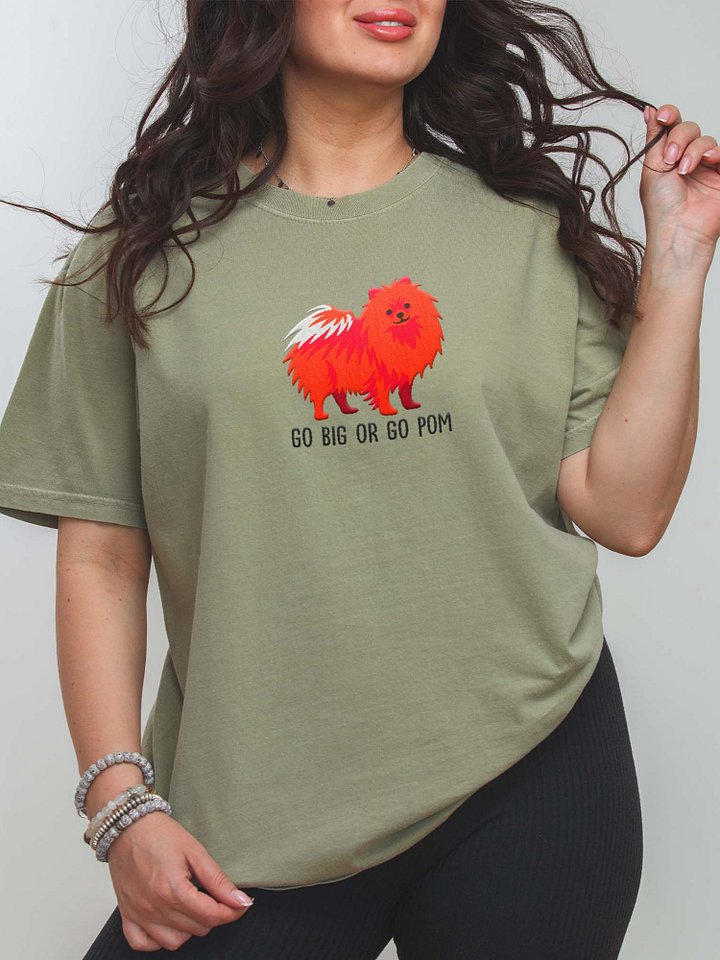 Go Big or Go Pom T-Shirt(Embroidered) of a Pomeranian(Red) product image (2)